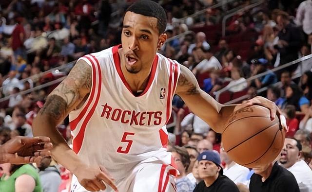 场均获得, 他出场时间 场均获得, 他出场时间