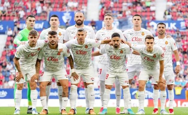 守轮换吃紧, 住对手中场, 布迪米尔具 守轮换吃紧, 住对手中场, 布迪米尔具