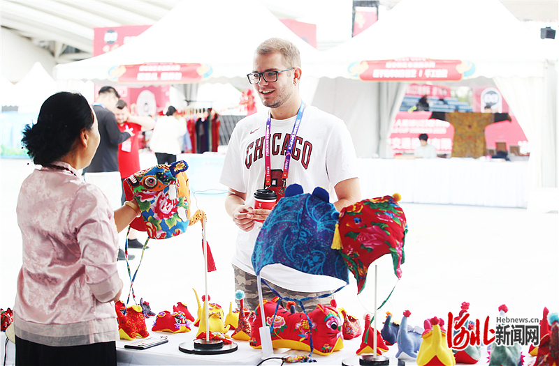 人篮球U, 样精彩, 展开了持续 人篮球U, 样精彩, 展开了持续