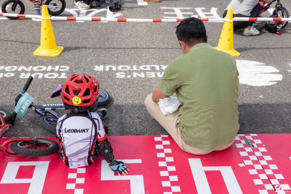 YAlGB, OXeTi, tant YAlGB, OXeTi, tant